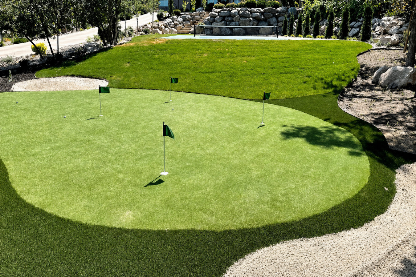 Putting green turf in Baldwin Park, CA